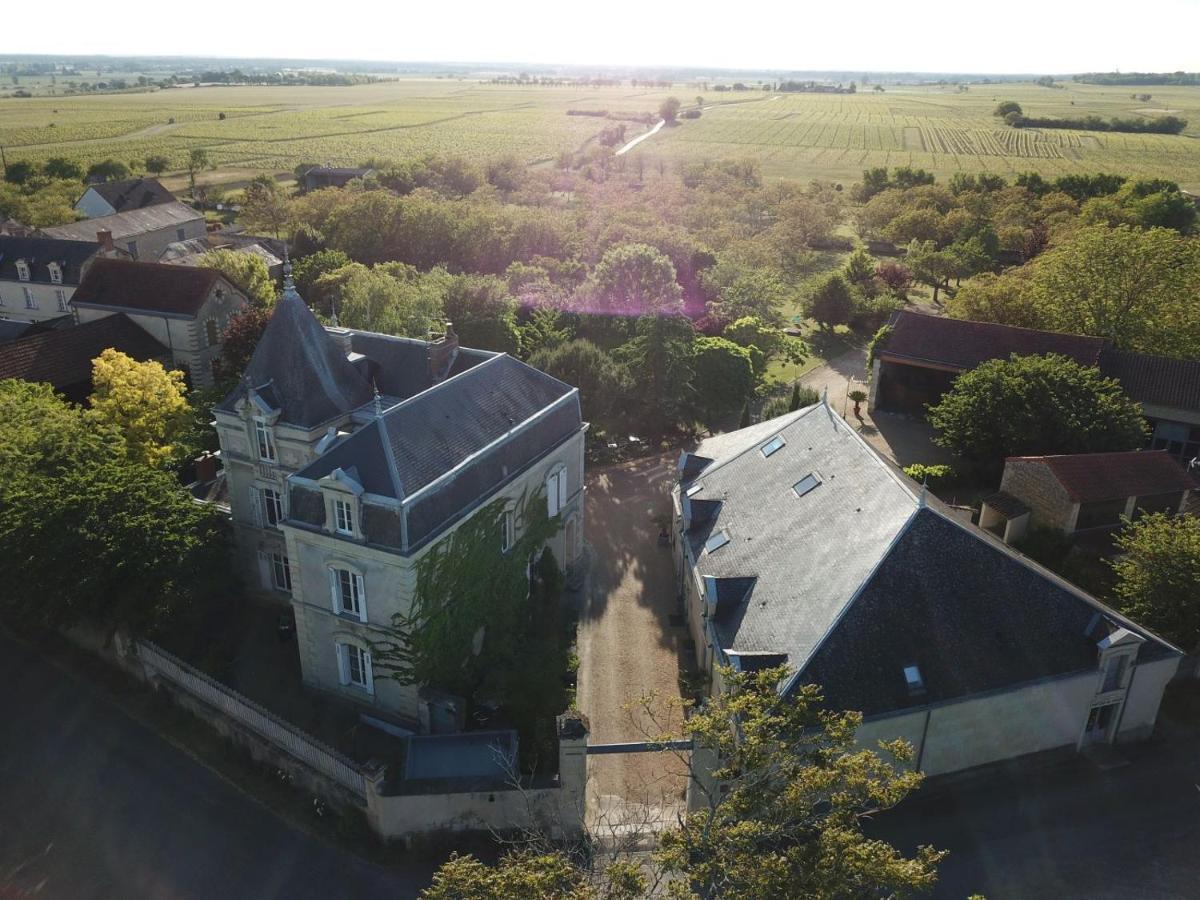 Hotel & Spa Chai De La Paleine Le Puy-Notre-Dame ภายนอก รูปภาพ