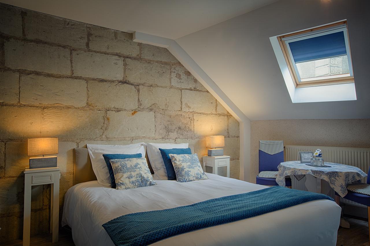 Hotel & Spa Chai De La Paleine Le Puy-Notre-Dame ภายนอก รูปภาพ
