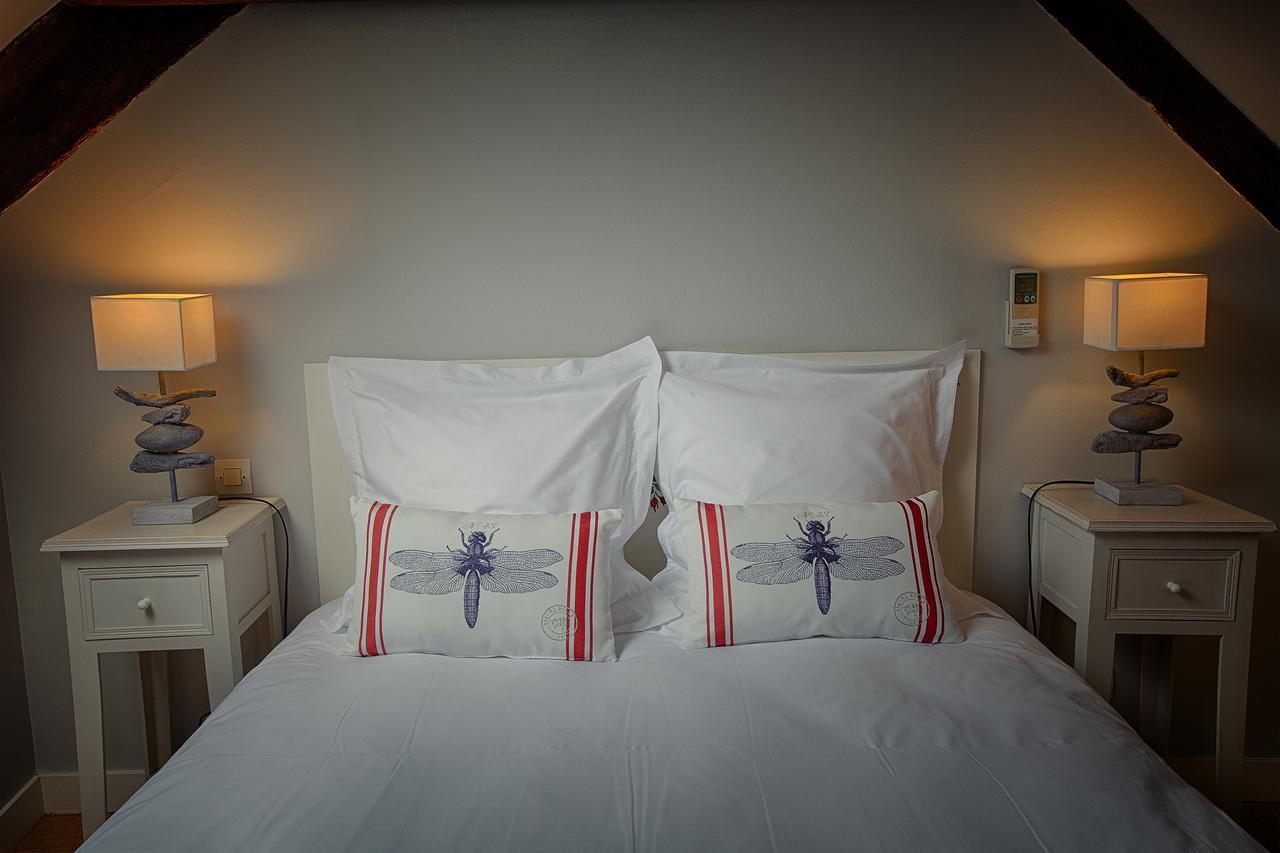 Hotel & Spa Chai De La Paleine Le Puy-Notre-Dame ภายนอก รูปภาพ